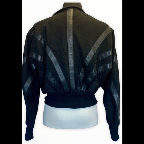 Vintage 90’s Karen Perry black retro zipup sweater - Picture 2 of 6